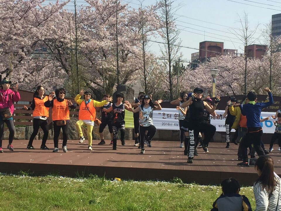 20160405160424366_KPR6MX5K