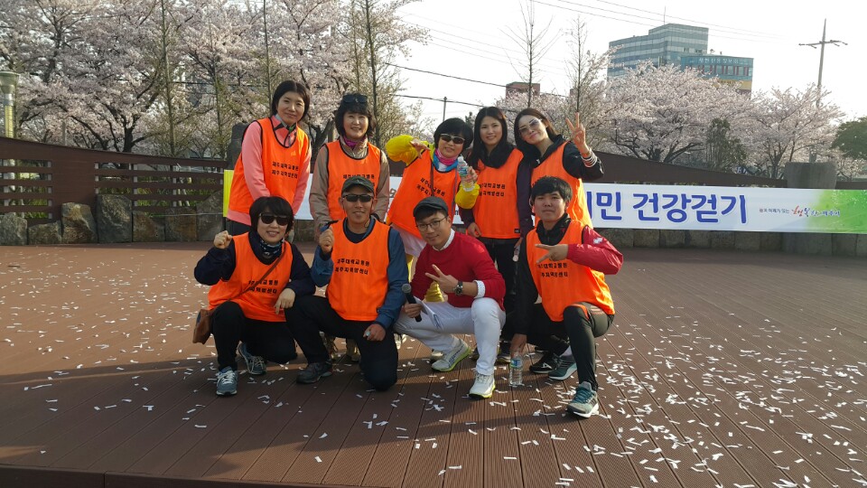 20160405160358357_QQJM1N2Y